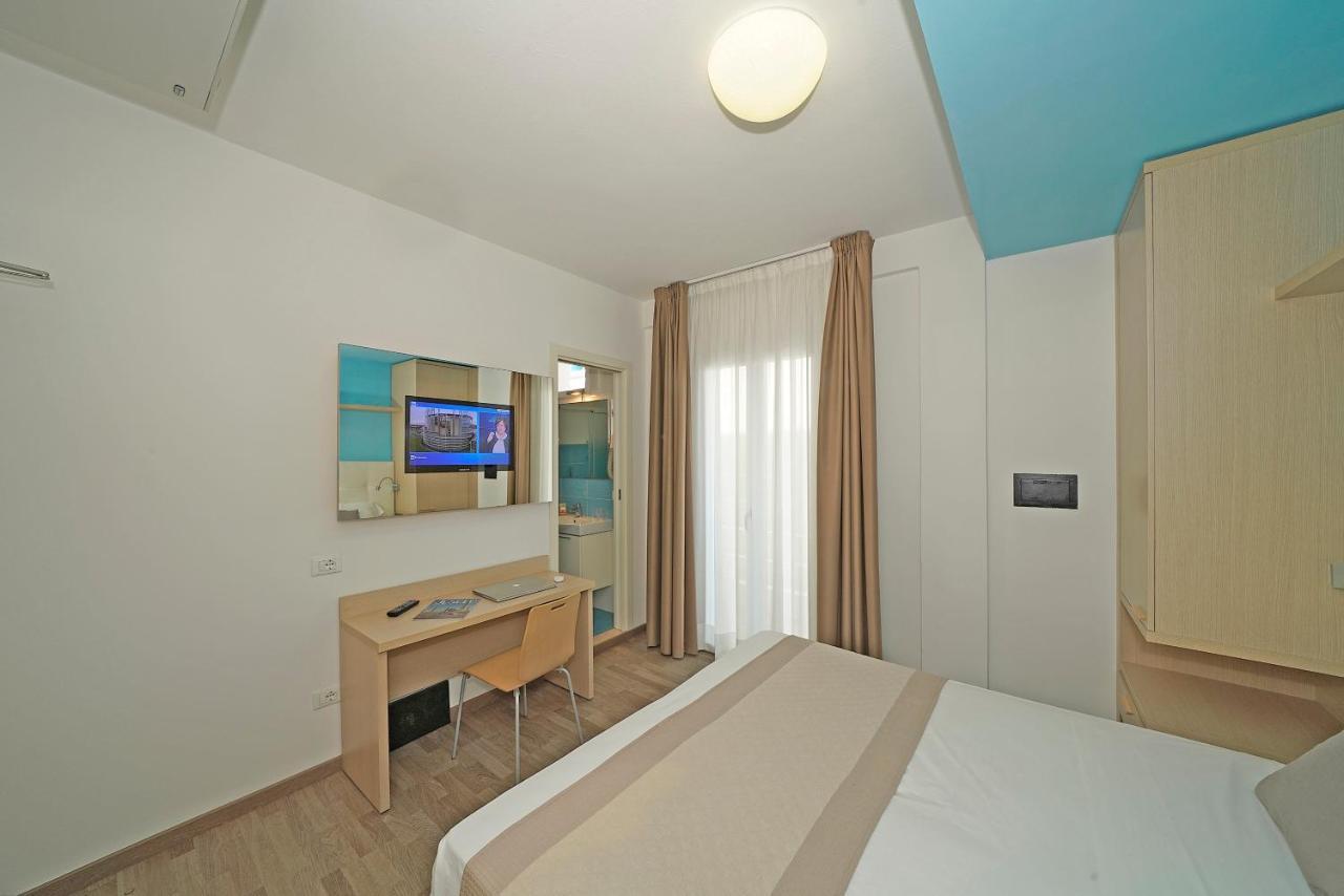 Hotel A Frontemare 3*