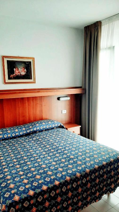 Hotel A Frontemare