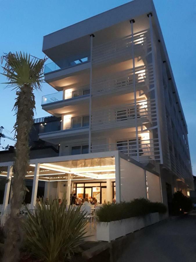 A Frontemare Hotel